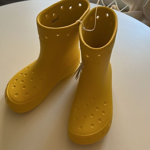 SOLD Crocs Unisex-Adult Classic Boot Rain, Sunflower, size women’s 10, NWOT - Picture 5 of 12
